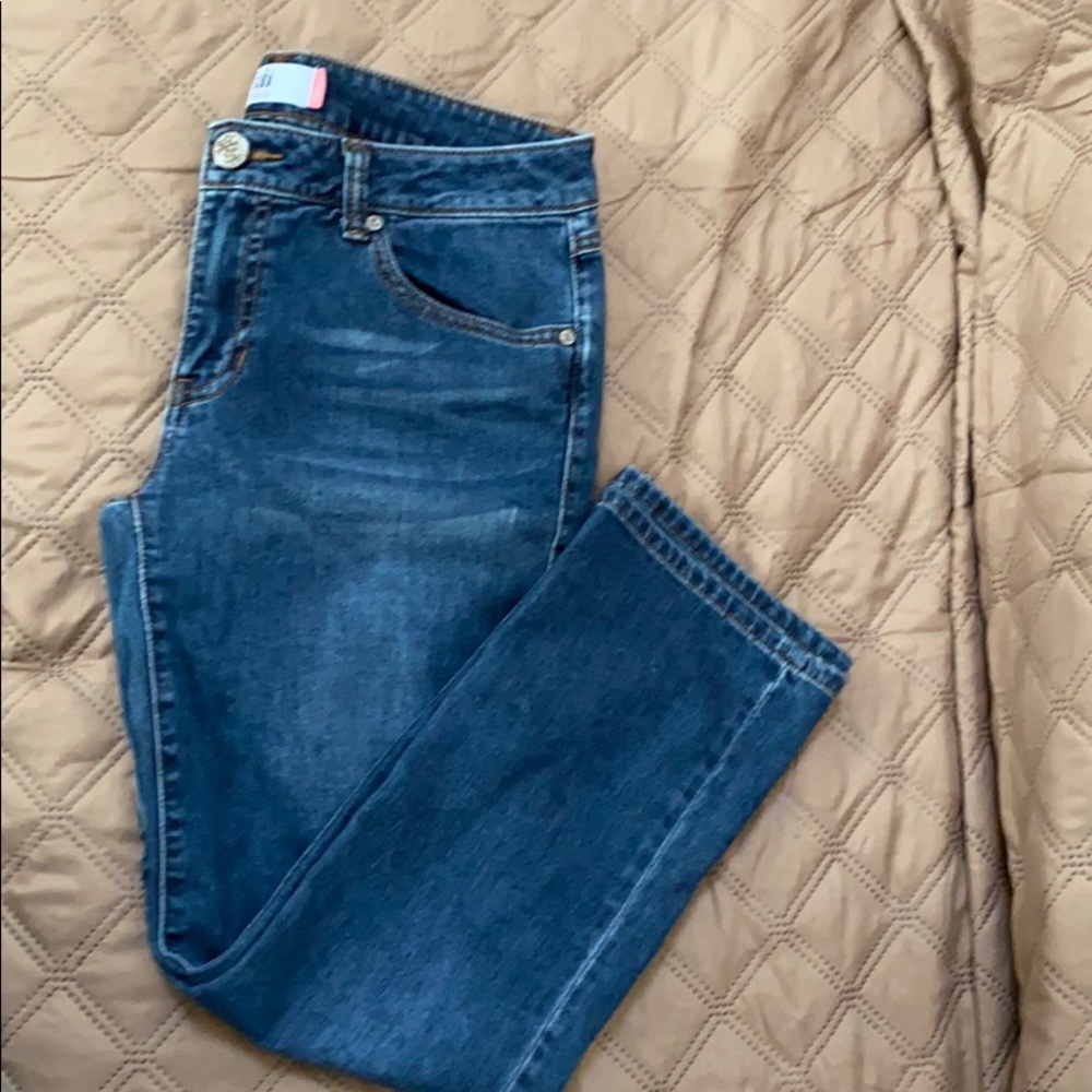 Blue jeans - Picture 3 of 4
